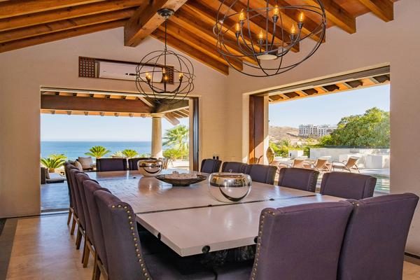 Spacious 10BR Villa w/ Hot Tub & BBQ Area