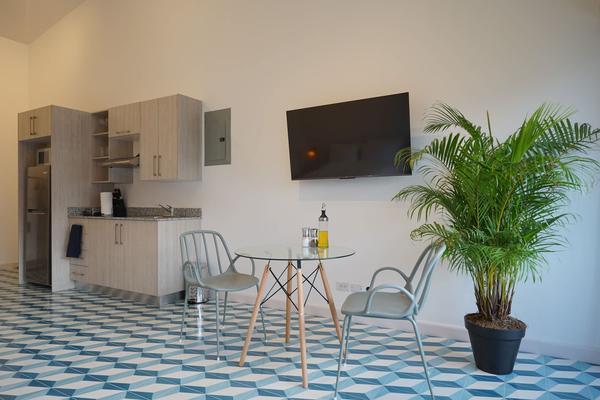 Exceptional Loft Stay in Santa Ana