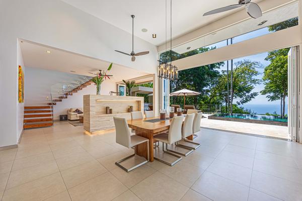Luxury 3BR Rainforest Villa w/ Oceanview Pool