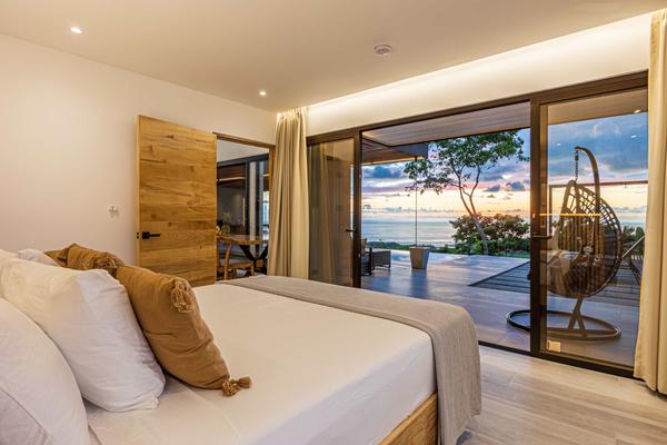 Stylish 3BR Villa w/ Stunning Terrace Views