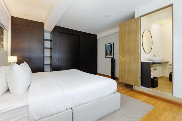 Bright 2BR Duplex with terrace in Condesa