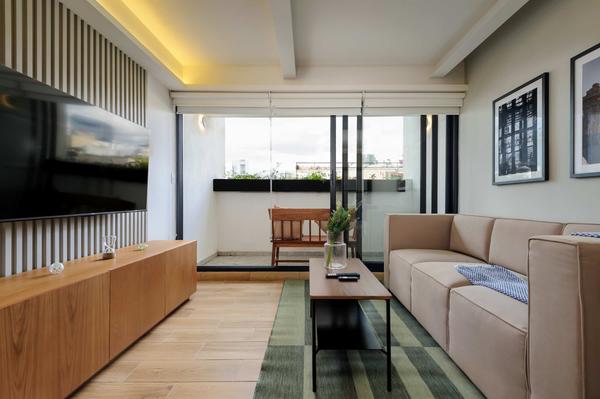 Conducive Loft w/ Balcony in Colima