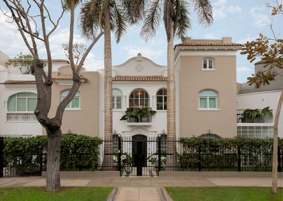 Atonishing 5BR in Miraflores