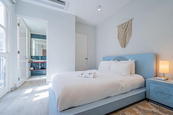 Centrally-located 1BR in Panama