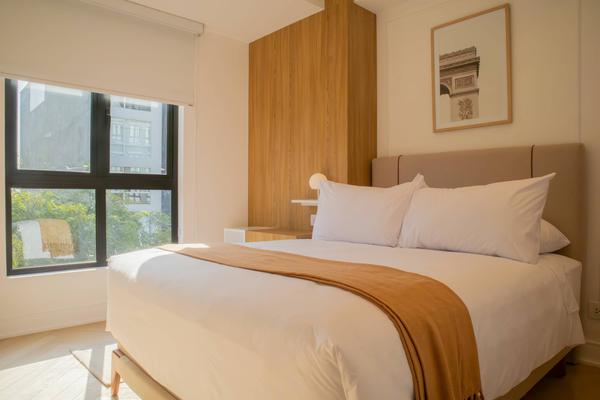 Lovely 3BR w/ Incredible Balcony in Miraflores