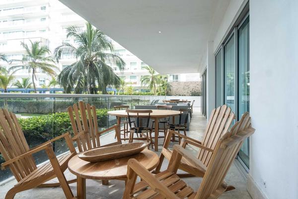 Luxury 4BR w/ Private Pool in Morros Epic