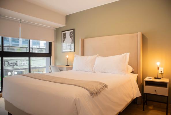 Elegant 2BR w/ Great Balcony in Miraflores