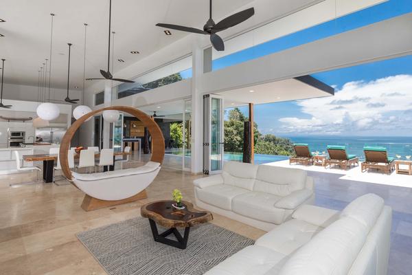 Expansive 5BR Villa w/ Ocean & Jungle Views