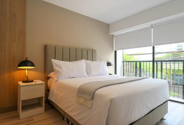 Homey 3BR with Balcony in the Heart of Miraflores