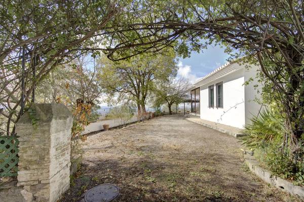 Stunning House in Granada