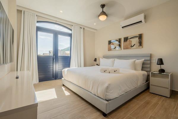 Clear 1BR w/ Terrace in Casco Viejo