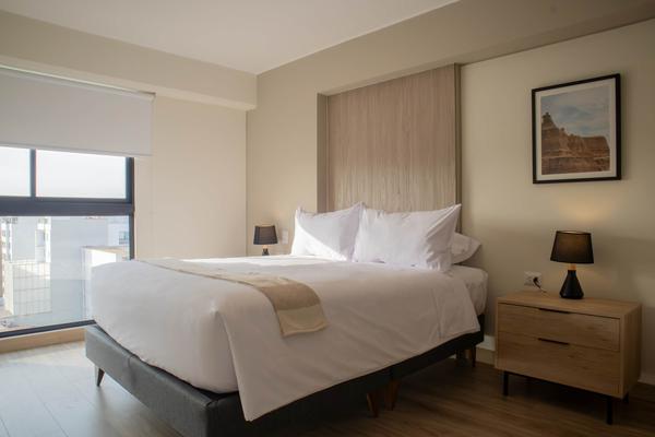 Impressive 2BR with balcony in Miraflores