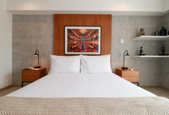 Bright 1BR w/AC in Barranco