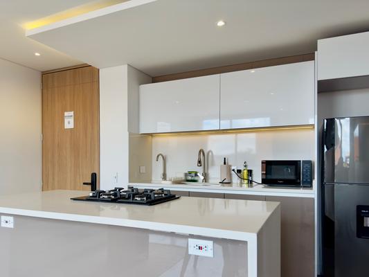 Flawless 2BR w/ Balcony in Santa Barbara