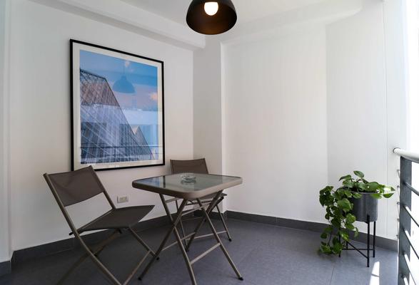 Relaxing 3BR Stay in Barranco w/ Balcony