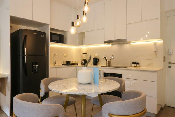 W* | Loft with Balcony in Luxury Building Barranco