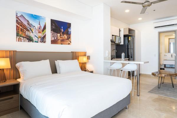 Marvelous OceanView Loft w/ Balcony in Crespo