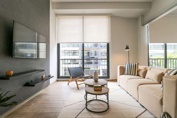 Bold and Spacious 2BR in Miraflores