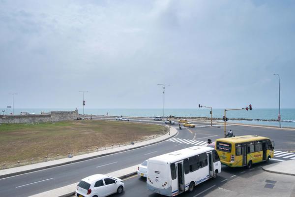 Inviting 3BR w/ AC near Ciudad Amurallada