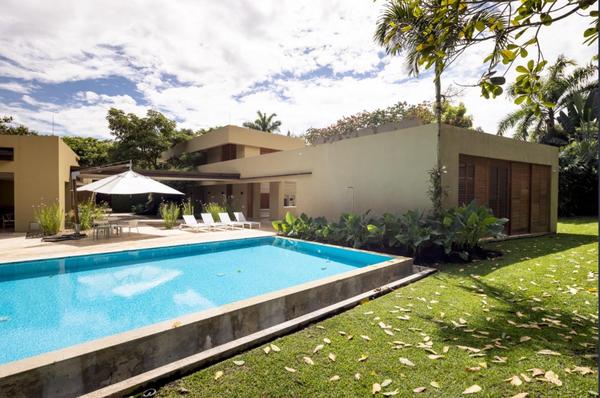 Luxury 5BR w/ Private Pool in Anapoima