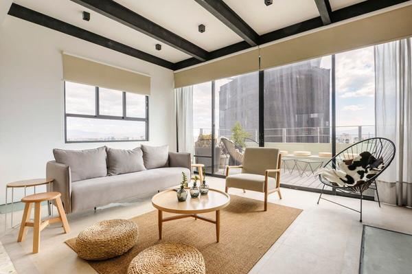 Glistening 3BR Triplex in Roma Norte