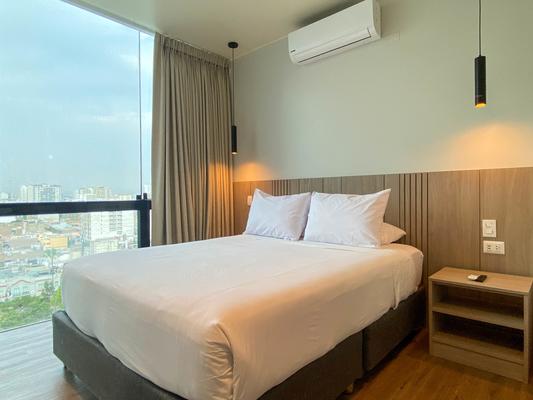 Inviting 2BR w/ Jacuzzi in Miraflores