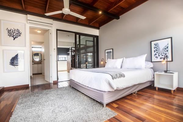 Modern 2BR Penthouse w/ Terrace in Miraflores