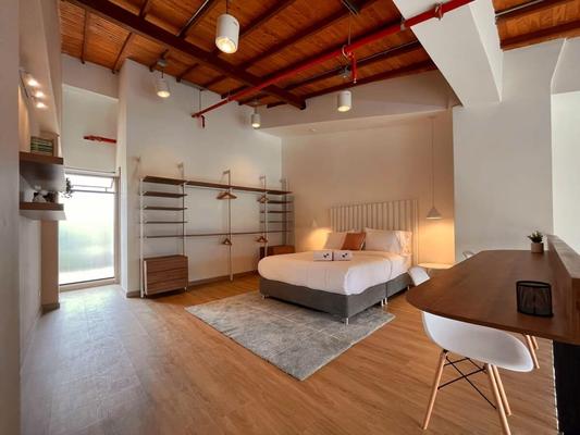 Marvelous Duplex w/ AC in Laureles