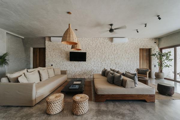 Peaceful Oceanfront Villa in Tulum