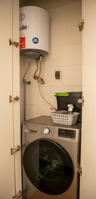 Striking 1BR near Malecon in Miraflores