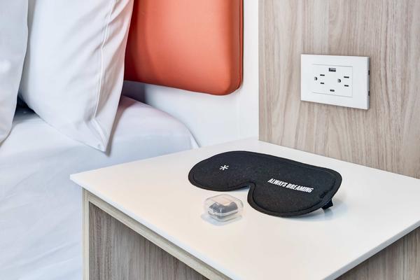 Remarkable 1BR Balcony in Santa Barbara