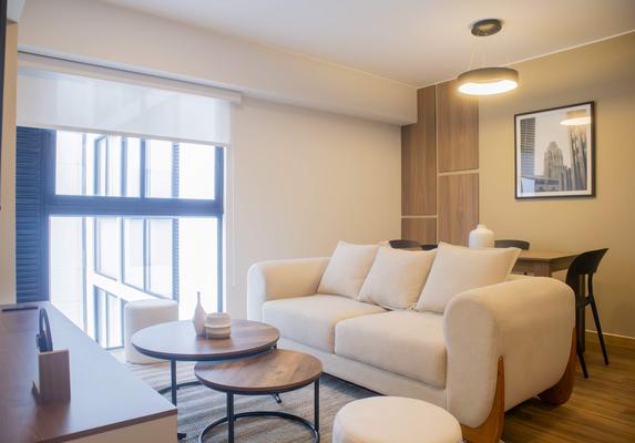 Elegant 2BR w/ Distinctive Deco in Miraflores