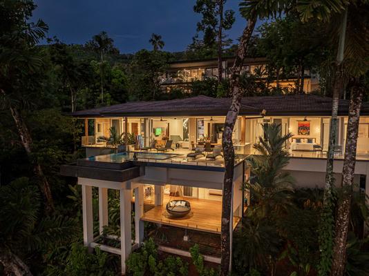 Luxury 3BR Rainforest Villa w/ Oceanview Pool