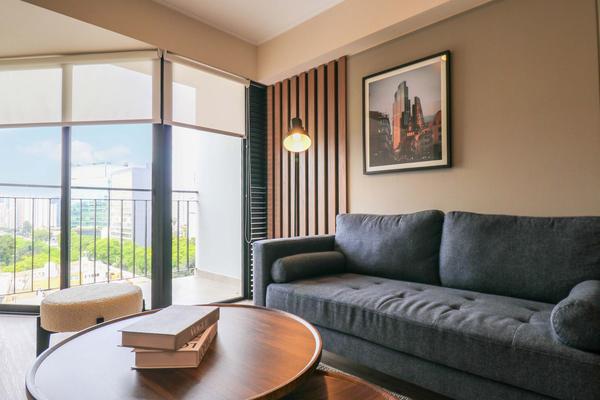 Great 2BR Apartment with Balcony in Miraflores