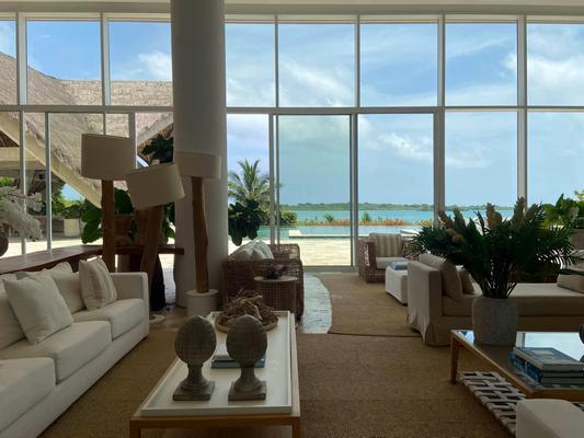 Amazing House w/ Lovely Pool in CTG