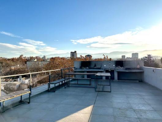 Stylish 1BR w/ AC & Mountain Views