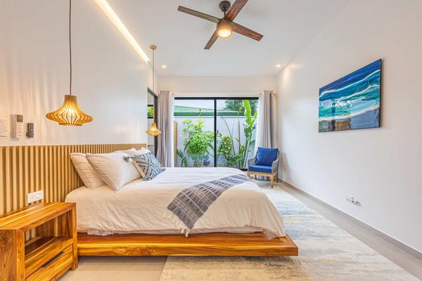 Stylish 3BR Villa w/ Stunning Terrace Views