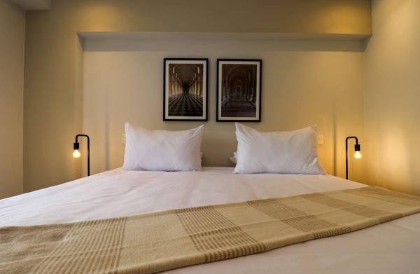 Charming 2BR with Balcony in Miraflores