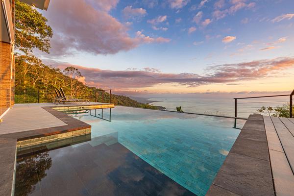 Luxury 3BR Rainforest Villa w/ Oceanview Pool