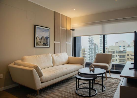 Elegant 2BR Apartment in Miraflores Steps from Larcomar
