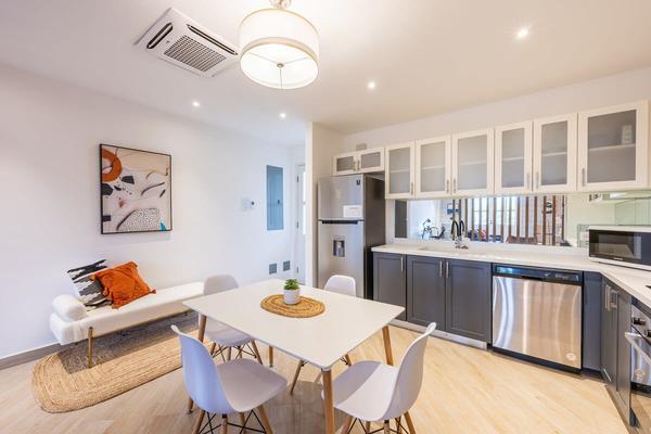 Upgraded 1BR w/ Balcony in Panama