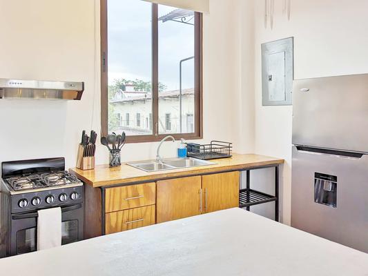 Stylish 3BR w/ Balcony Casco Viejo