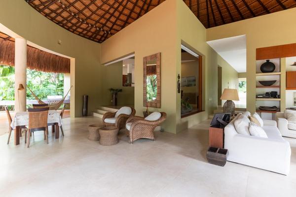 Charming 5BR Villa at Mesa de Yeguas