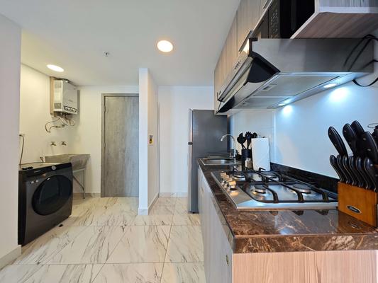 Magic 1BR w/Stunning Views on Avenida Balboa