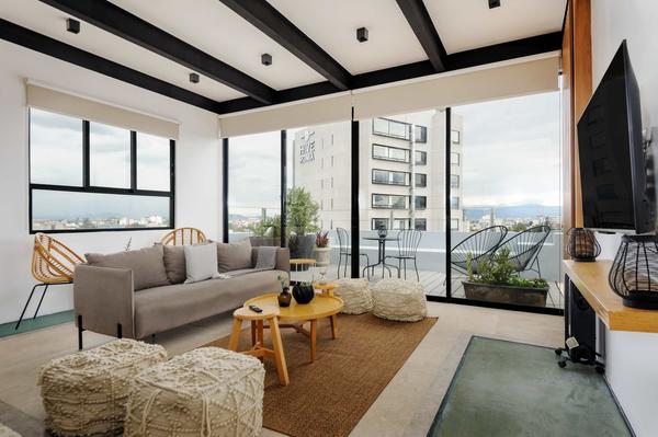 Iluminating 3BR Triplex in Roma Norte