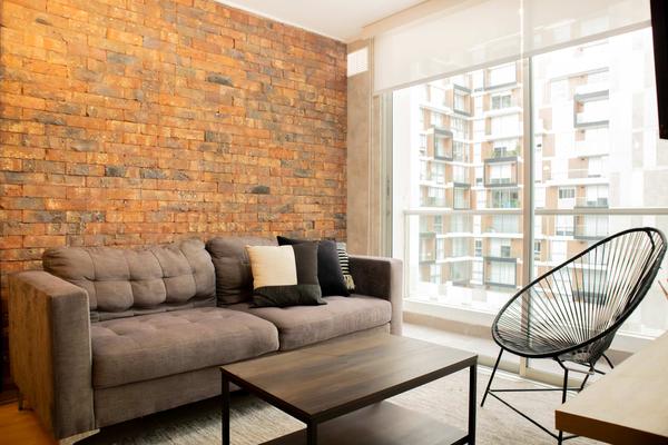 Bright 1BR w/ Private Balcony in Barranco