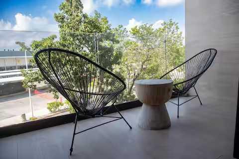 Modern Studio w/ Balcony in Trendy Tulum