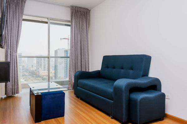 Modern 3BR w/ Pool & Fun