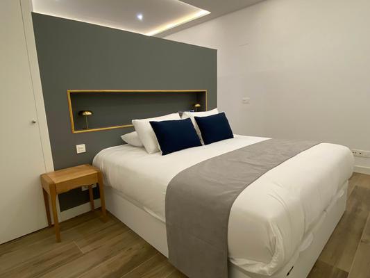 Warm & Modern 1BR Apartment in Chueca