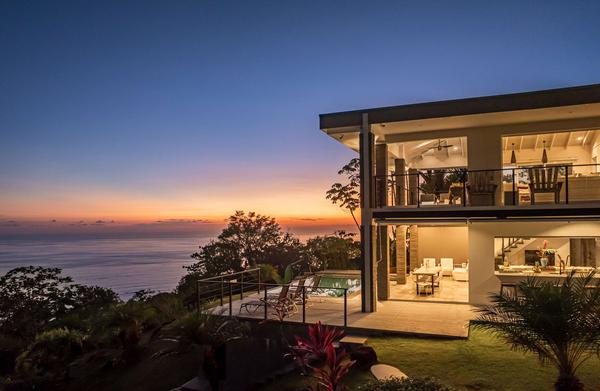 Luxury 3BR Rainforest Villa w/ Oceanview Pool